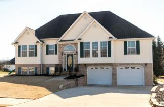 84 Rocky Riv Rd, Ringgold, GA 30736-8087