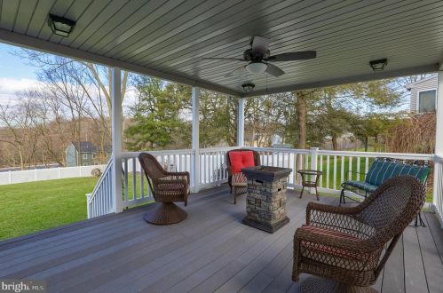 15 Rosewood Dr, Lancaster PA  17603-9329 exterior