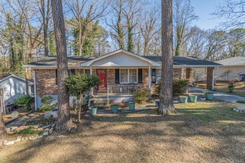 1886 Glenview Dr, Atlanta, GA 30331-2414