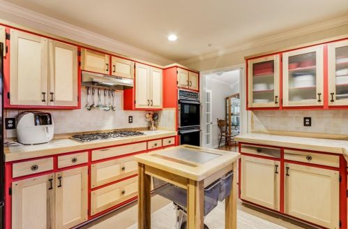 2517 Belmeade Dr, Carrollton TX 75006-2008 exterior