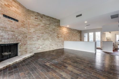 4043 Buena Vista St, Dallas TX  75204-7803 exterior