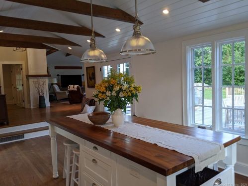214 Millstone Rd, Wilton CT  06897-1217 exterior