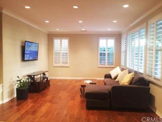 71 Diamond, Irvine CA  92620-2143 exterior