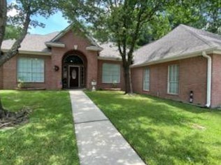 1102 Northchase Ct, Conroe, TX 77301-1178
