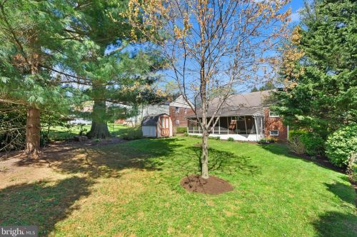 2202 Dennis Ave, Silver Spring MD  20902-4147 exterior