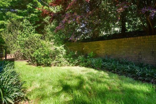 1066 Hedge Rose Ct, Atlanta GA  30324-2781 exterior