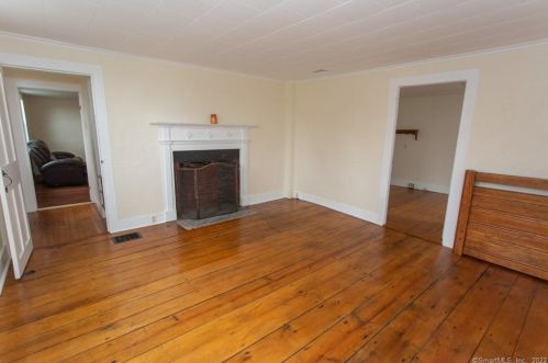 314 Westchester Rd, Colchester CT  06415-2426 exterior