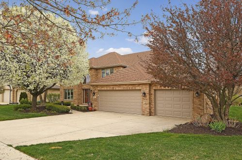 21403 Ginger Ln, Frankfort, IL 60423-9429