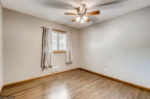 248 150th St, Saint Paul MN  55124-6718 exterior