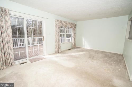 337 Woodland Grn Ct, Aberdeen MD  21001-2946 exterior