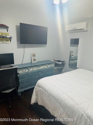 250 Madison St, Tinton Falls NJ exterior