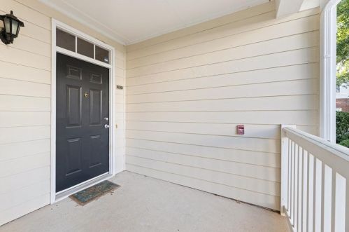 911 Spring Heights Ln, Smyrna, GA 30080-6106