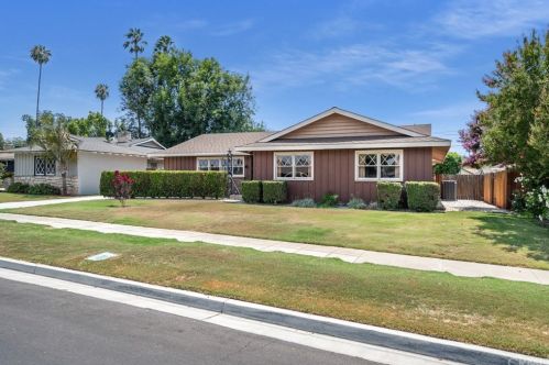 4166 Beechwood Pl, Riverside CA  92506-1151 exterior