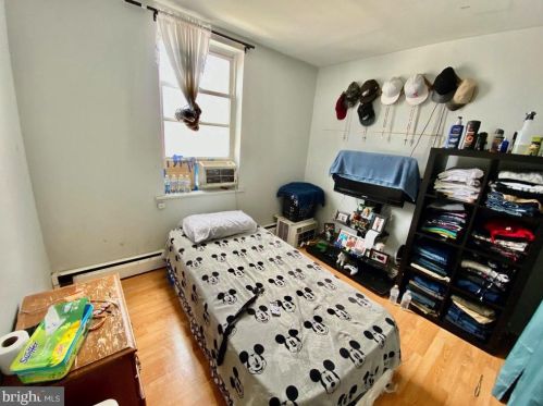 812 Mckean St, Philadelphia PA  19148-2342 exterior