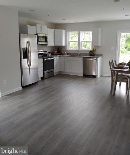 489 Beards Hill Rd, Aberdeen, MD 21001-1833