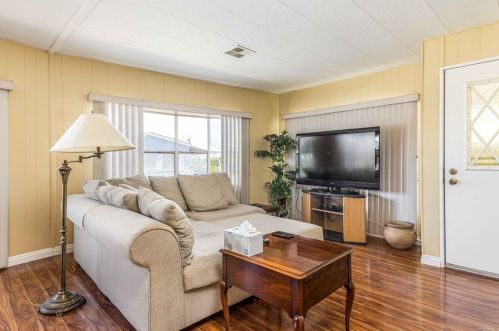 7326 San Bartolo St, Carlsbad, CA 92011-4609