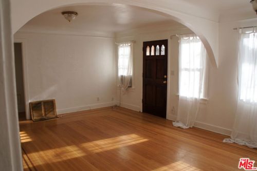 41 Palm St, Altadena, CA 91001-4821