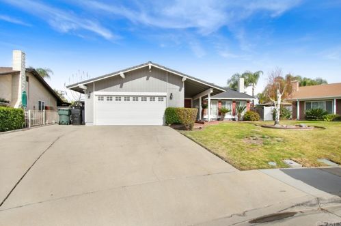 5858 Jefferson Ct, Chino, CA 91710-3641
