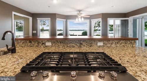 1258 River Rd, Shady Side MD 20764-9694 exterior