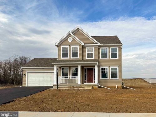 29 Princeton Dr, Carlisle, PA 17013-4816