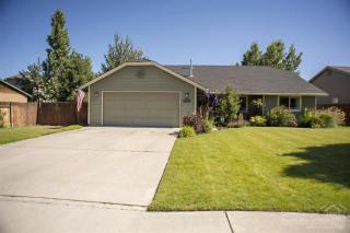 2047 Quince Ave, Eagle Crest OR  97756-7722 exterior