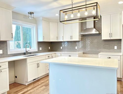 23 Summit Ave, Huntington, CT 06484-4038