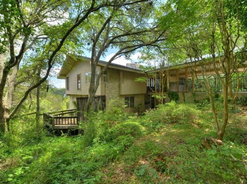 500 Buckeye Trl, Austin TX  78746-4426 exterior