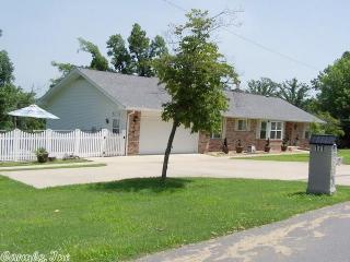 171 Wayne Dr, Lakeview, AR 72642-7113