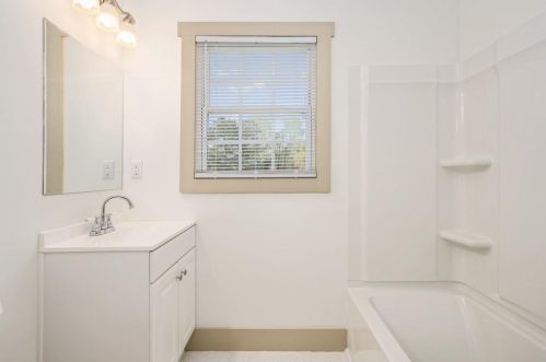 6463 Paula Ct, Rex GA 30273-1636 exterior