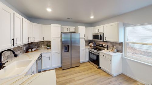 3034 Elm St, Denver CO  80207-2661 exterior
