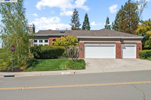 1387 Bordeaux St, Pleasanton, CA 94566-7212