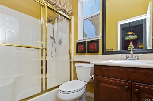 7565 Sun Blossom Ct, Riverside CA  92508-6627 exterior