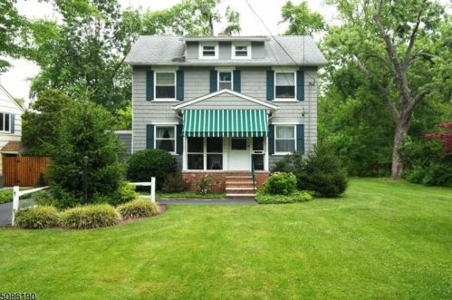 708 Gallows Hill Rd, Cranford, NJ 07016-1613