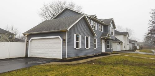 246 Roman Cir, Lemont IL  60440-2590 exterior