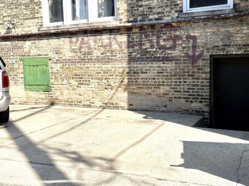 1724 Estes Ave, Chicago IL  60626-2455 exterior