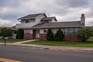 2452 Douglas Rd, Ferndale, WA 98248-9069