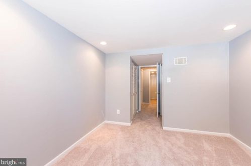 5612 Thicket Ln, Columbia MD  21044-2527 exterior