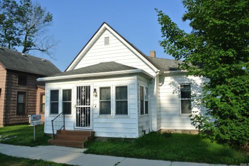 1049 Cone St, Elkhart, IN 46514-3312