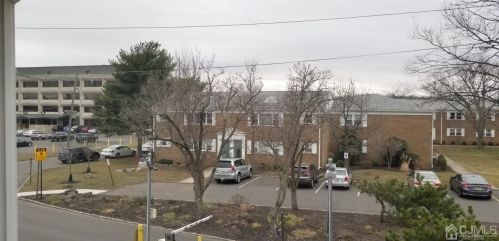 18 Judson St, Edison NJ  08837-2430 exterior