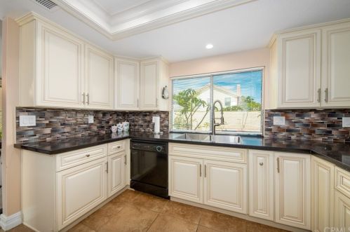 13548 Ardmore Pl, Chino, CA 91710-5238