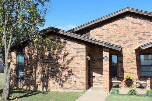 3606 Mandy Dr, Granbury, TX 76048-6650
