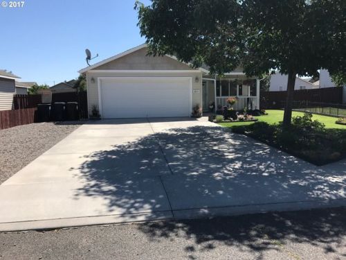 2830 9th Ln, Eagle Crest, OR 97756-1236