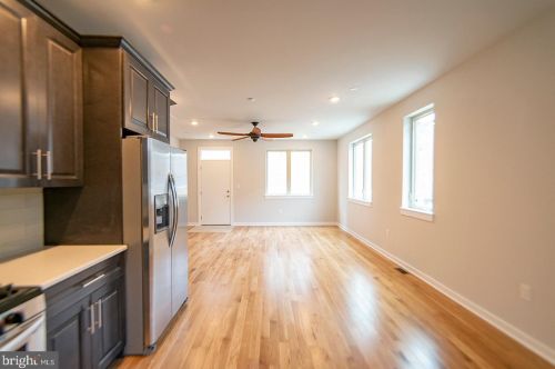 1713 20th St, Philadelphia PA  19145-2040 exterior