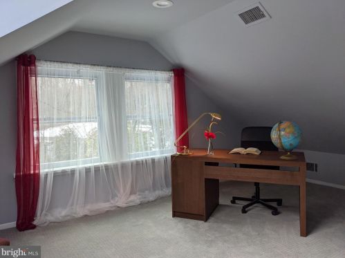 280 Ridgeview Rd, Princeton NJ  08540-7668 exterior