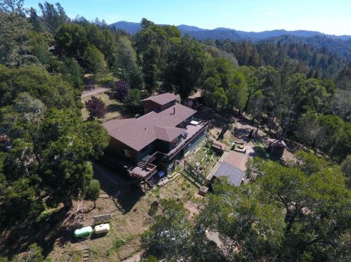 640 Hester Creek Rd, Los Gatos, CA 95033-7708