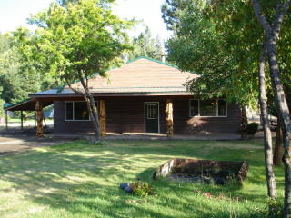 601 Old River Rd, Goose Prairie, WA 98937-9560