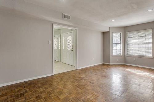 3910 6th St, Fort Worth TX  76107-2032 exterior