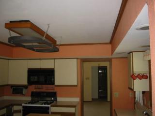 585 Plank Rd, Naperville IL  60563-3268 exterior