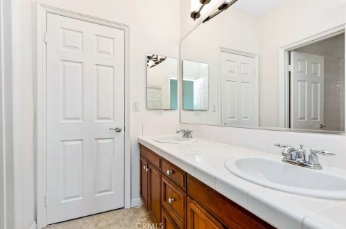 16849 Ridge Cliff Dr, Riverside CA  92503-0251 exterior