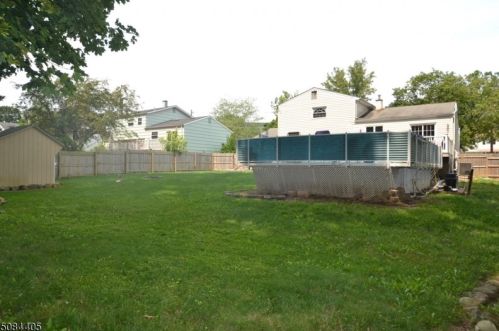 169 College View Dr, Hackettstown NJ  07840-1020 exterior